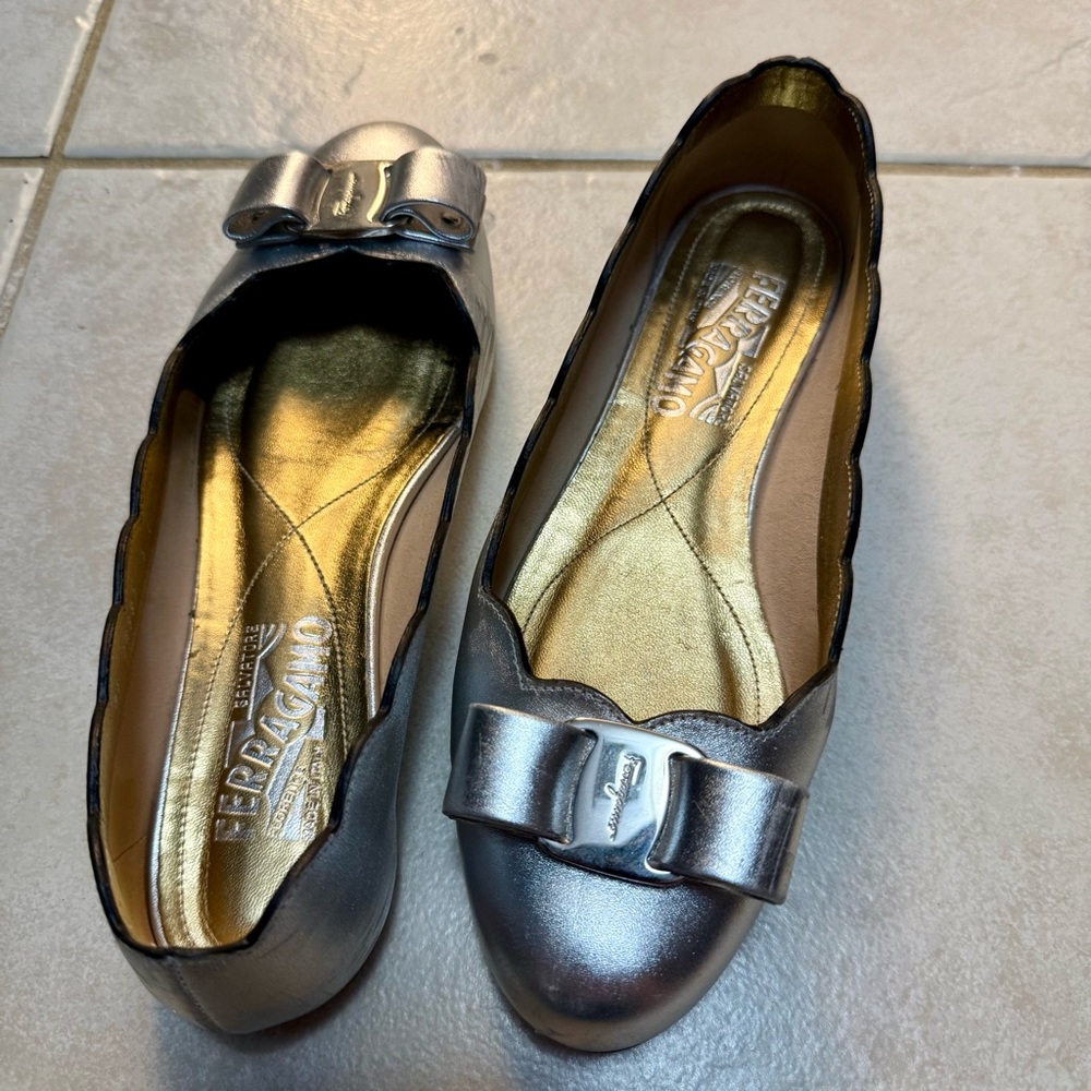 Salvatore Ferragamo Silver Women's Ballerina Flats